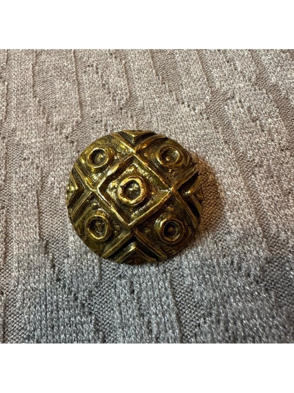 Zentall Vintage Marked Gold Tone Textured Brooch